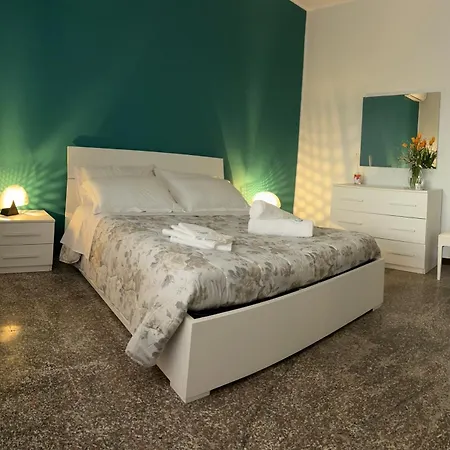 Chiara Feriehus San Vito (Apulia)